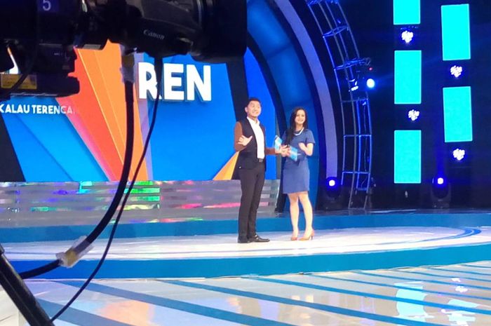 Pembetulan Kesalahan Pembawa Acara